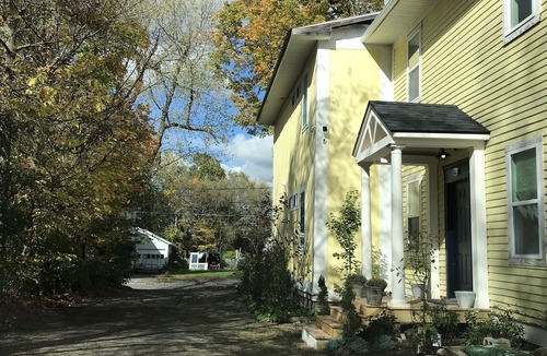 Canton Apartment | Modern 2 BR/1B centrally located apt. near SLU in Canton, NY