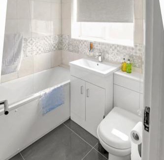 Belvedere Apartment | Modern 2 BR ground floor apartment with parking