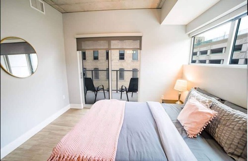 Downtown Apartment | Modern 2 BR with Balcony downtown GR