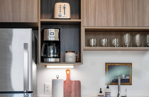 Riverside Apartment | Modern 2BD Spokane Retreat - Perfect for Downtown