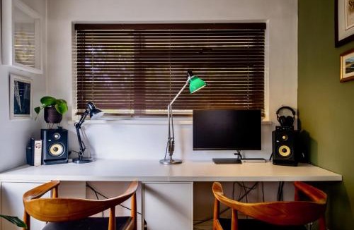 College Apartment | Modern 2BDR Flat in Leafy Dulwich Estate