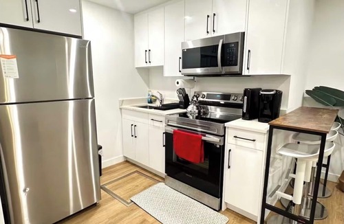 Regina House | Modern 2BDR suite in Harbour Landing Near Airport