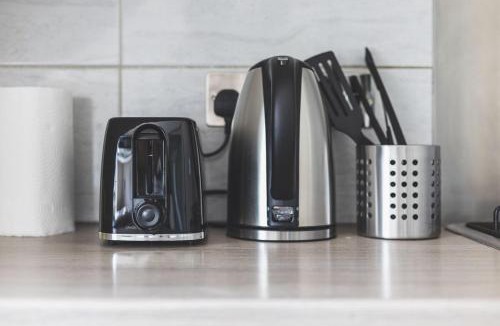 Coulsdon West Apartment | Modern 2bed flat near station - COU B