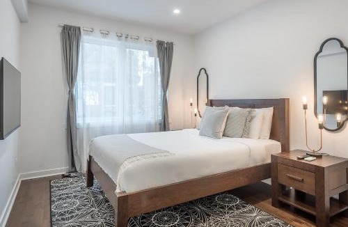 Little Burgundy Apartment | Modern 2BR - 2 Full Bathrooms - Trendy Location