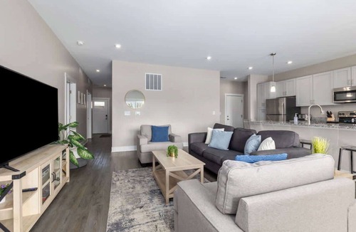 Grandville Condo | Modern 2BR & 2BA Condo with Garage & Patio