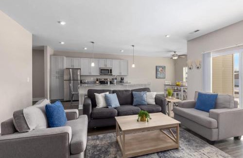 Grandville House | Modern 2BR & 2BA Condo with Garage & Patio