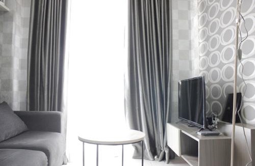 Cibaduyut Apartment | Modern 2BR Apartment at Mekarwangi Square Cibaduyut By Travelio