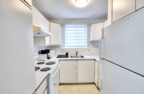 Pierrefonds-Roxboro Apartment | Modern 2BR apartment with 2 Free parking spots
