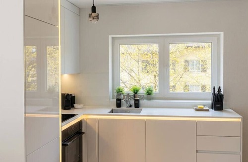 Glattbrugg Apartment | Modern 2BR | Balcony - Quiet - 7min ZRH Airport