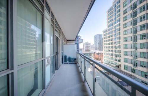 Yonge-Eglinton Apartment | Modern 2BR Condo in Midtown Toronto with Balcony