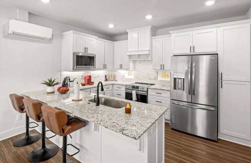Fayetteville Condo | Modern 2BR Condo | Near U of A & Razorback Stdm