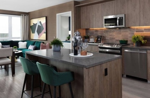 The Crossings Condo | Modern 2BR Condo at Landsby with Fire Pit & Pool