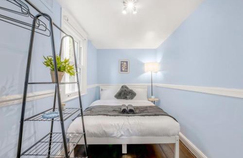 Croham Apartment | Modern 2BR Flat-Terrace-Free Parking-Rail Station