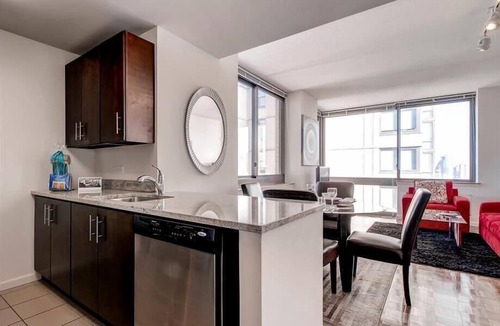Hudson Exchange Apartment | Modern 2BR | Fully Equipped Kitchen | Near PATH by GLS