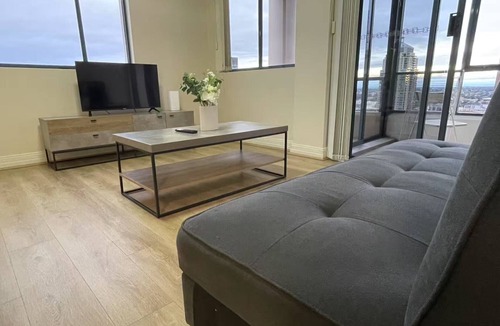 Peakhurst Apartment | Modern 2BR Gem in Sydney CBD