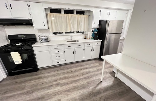 Medford House | Modern 2BR Home Close to Campus & 10 min Boston