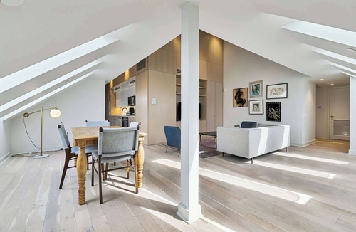Tulane - Gravier Apartment | Modern 2BR in Historic Schoolhouse | Gated Parking | Near Superdome