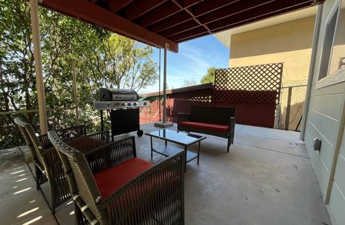 Ashland House | Modern 2BR In-Law AC Unit w/Covered Patio