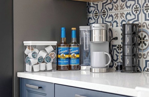 Westfield House | *Modern 2BR | Keurig, Desk, WiFi, Fireplace, W/D