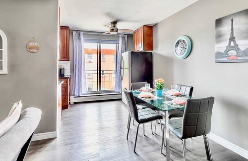 Rosedale Apartment | Modern 2BR - King Bed Apartment - PRIME Location!