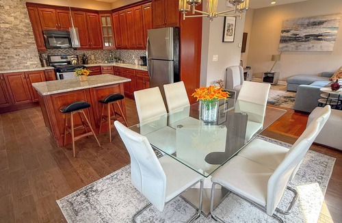 North Bergen Condo | Modern 2BR Living: Mins to NYC and Metlife Stadium