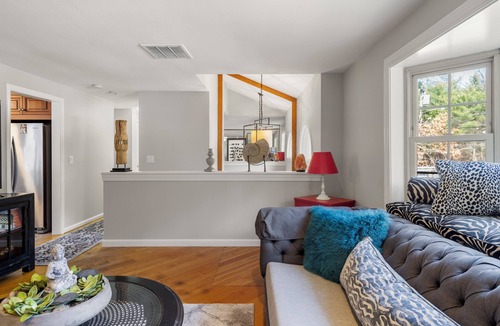 Sharon House | Modern 2BR Near Gillette Stadium Private Yard