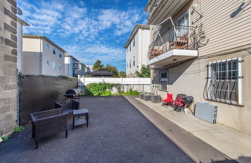 Ironbound District Apartment | ♥ Modern 2BR Newark Stay Near NYC, EWR & Free Parking
