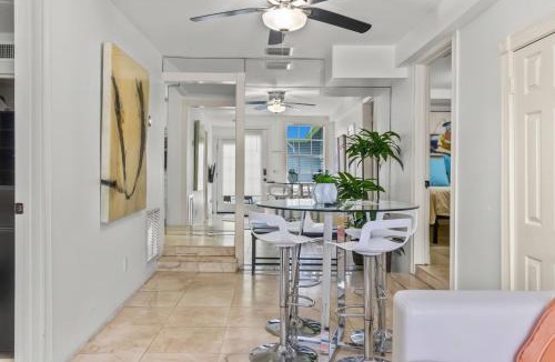 Grandview Heights House | Modern 2BR Oasis Heated Pool Near Downtown