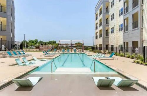 Medical Center District Apartment | Modern 2br Pet-friendly Wd Pool&gym Utsa