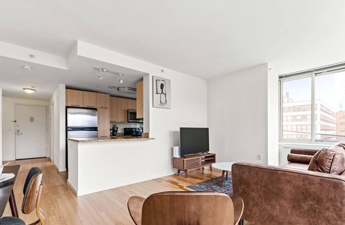 White Plains Apartment | Modern 2BR Place in White Plains