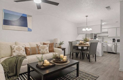 Central Arlington Apartment | Modern 2BR Premium Location AT&T FIFA 2026