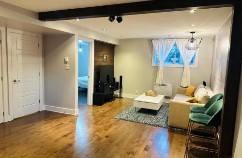 Saint-Hubert Apartment | Modern 2BR Suite - 3 Beds- Sleeps 6 - Free Parking - Near Montreal