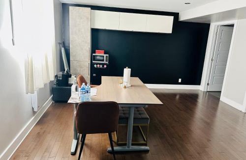 Saint-Hubert Apartment | Modern 2BR Suite - 3 Beds- Sleeps 6 - Free Parking - Near Montreal