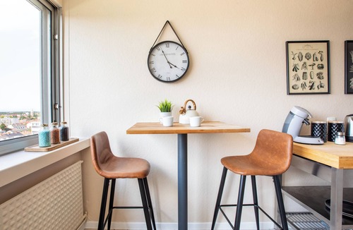 Mulhouse Apartment | Modern 2BR Vosges View & Sunsets 90 m² Netflix & Parking