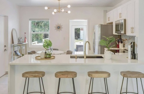 Hallandale Beach House | Modern 2BR with BBQ, Near Beach & FLL