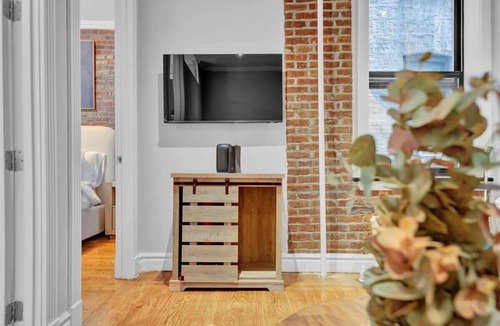 Gramercy Apartment | Modern 2BR with Private Garden - In Gramercy Park