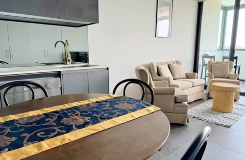 Wentworth Point Apartment | Modern 2Brs@ close2 Olympic park