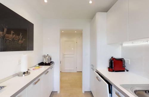 Surlej Apartment | Modern 3 ½ room apartment in the first floor, about 90m2.