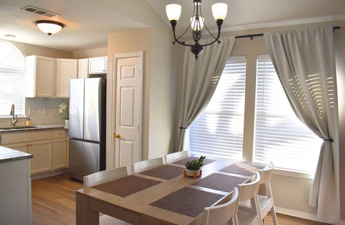 Little Elm House | Modern 3 Bdr home! Near everything!