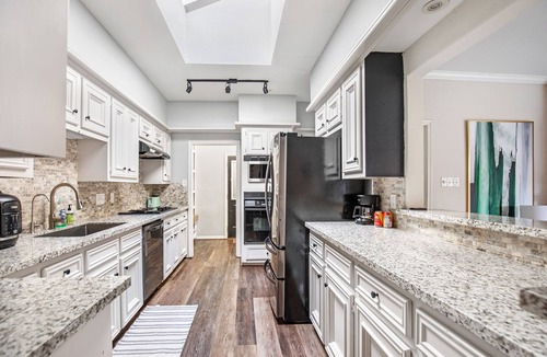 FM 1960 House | Modern 3 Bed 2.5 Bath Home in North Houston
