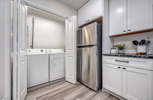South Tulsa House | Modern 3-Bed, 2-Bath Retreat in the Heart of Tulsa