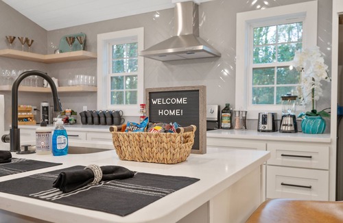 East Raleigh House | Modern 3-Bed Home 5 min from Downtown Raleigh!