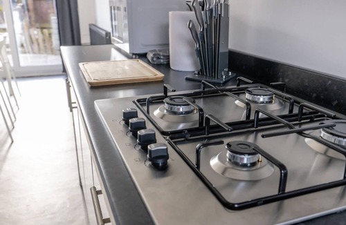 Cramlington House | Modern 3 Bed House-free Parking