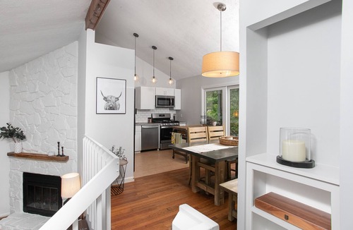 Southwest Raleigh House | Modern 3-Bed Raleigh Home, Minutes to NCSU & Downtown, Large Backyard + Firepit