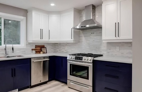 Sudbury House | Modern 3-Bedroom Home with 2 Full-Size Bathrooms