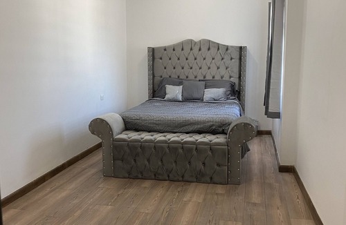 La Joya Hotel | Modern 3 Bedroom 3 Bath House!