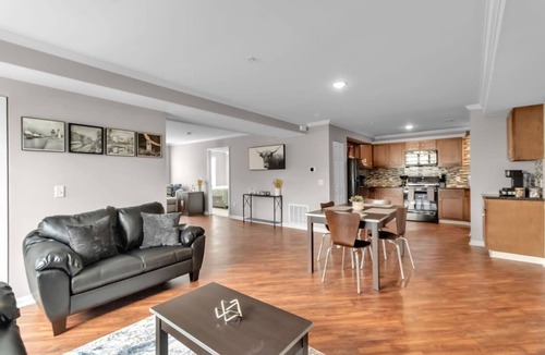 Amherst Apartment | Modern 3 Bedroom, 3 Bath First-Floor Stay