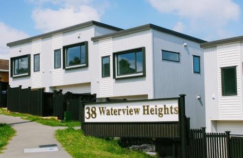 Waterview Apartment | Modern 3 Bedroom for Families & Work Trips
