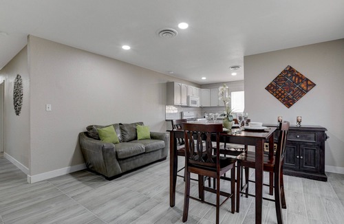 Sunrise Manor House | Modern 3 Bedroom Home with Pac-Man Arcade Fun!