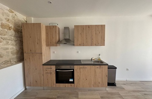 Salleboeuf House | Modern 3-bedroom house with terrace and parking